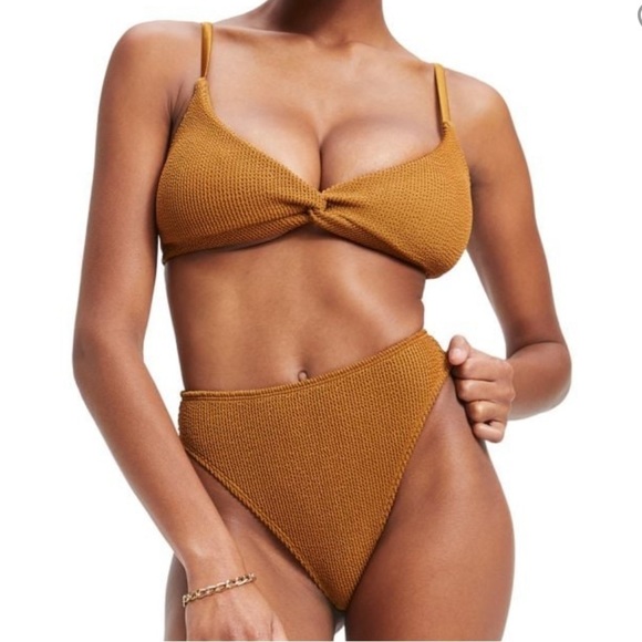 Good American Crinkle Always Fits Twist Bikini Top Size 1/ Small - Picture 1 of 11